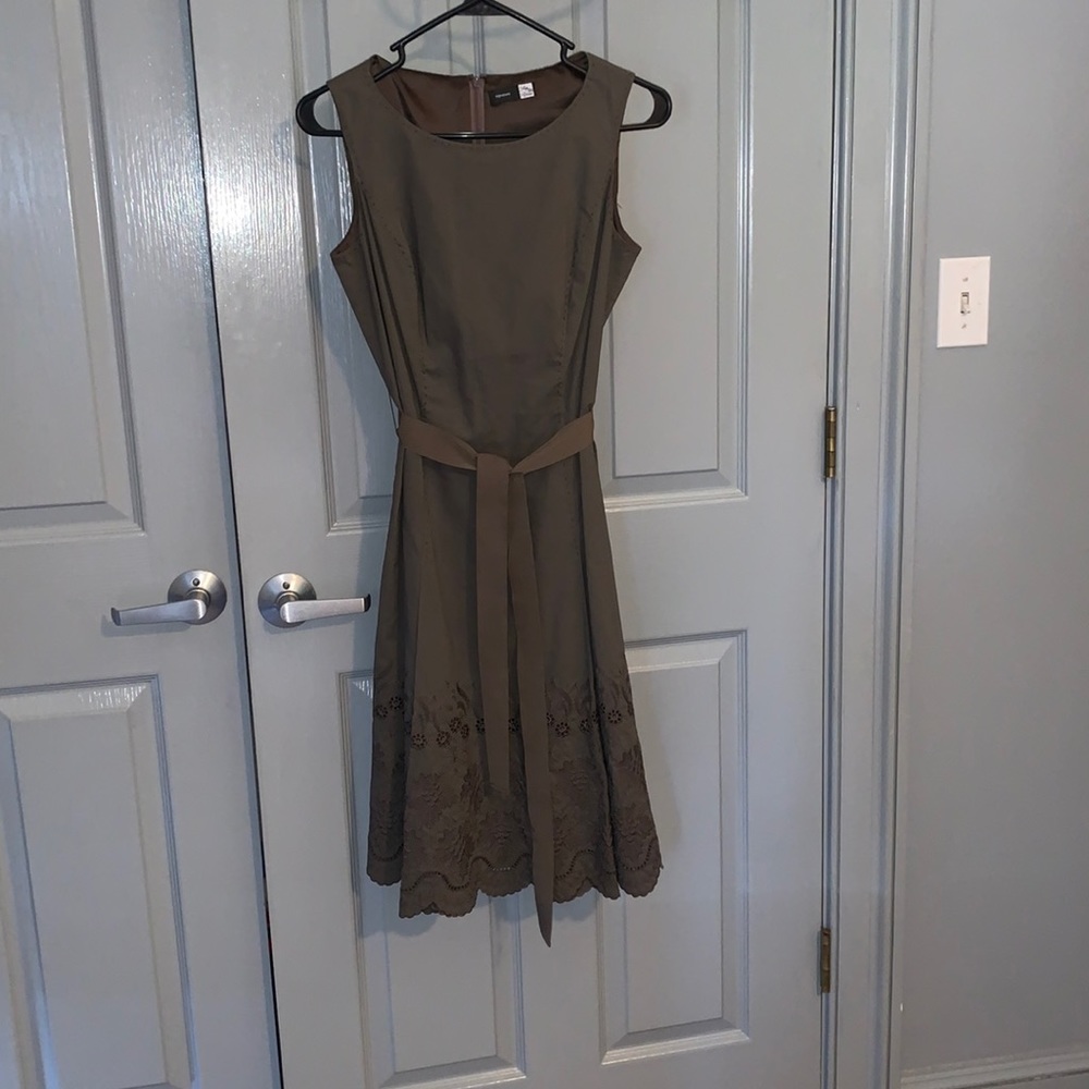 Signature saks fifth Avenue dress